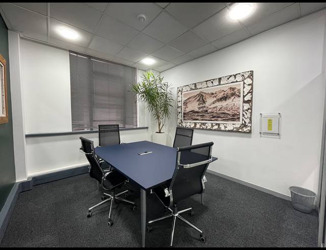 26M² OFFICE TO LET IN SANDTON CENTRAL